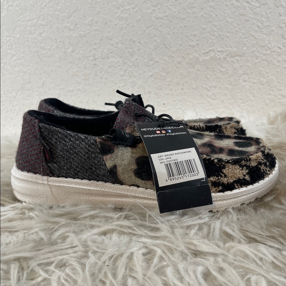 HEY DUDE Wendy Patchwork Java Animal Print Lightw… - image 4
